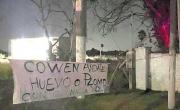 “Huevo o plomo”, la amenaza a Cowen