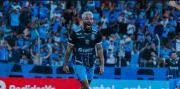 Nahuel Acosta continúa fuera del país y Blooming sigue a la espera
