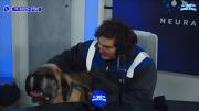 Javier Milei reapareció con Conan, el “clon” de su perro fallecido, y donó un millón a un refugio