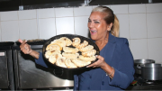 El sorprendente precio de las empanadas de la Bomba Tucumana: cuánto sale la docena
