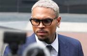El cantante Chris Brown se declara inocente de nuevos cargos por el ataque con una botella