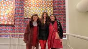 Partitura para un ritual: la muestra de arte textil y pictórico que invita a una experiencia sensorial en el British Arts Centre