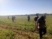 UN CONTINGENTE POLICIAL CONTINÚA EN LA PROPIEDAD SANTA RITA PARA EVITAR QUE RETORNE EL GRUPO IRREGULAR