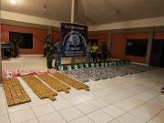 Yapacaní: Efectivos de Umopar interceptan un camión cisterna con más de 300 kilos de droga