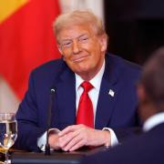 El gobierno de Trump despide a la fiscal del caso Epstein