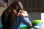 Adolescentes deciden sobre su salud sexual en soledad por miedo al juicio familiar