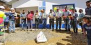 En Caranavi entregan dos escuelas, un puente vehicular, un sistema de electrificación y un campo deportivo