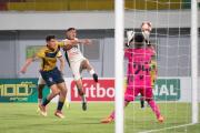 U de Vinto “bombardea” y liquida a GV San José en el primer tiempo
