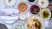 El local donde la cocina al carbón y las recetas tradicionales se reinventan con un enfoque moderno y descontracturado