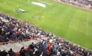 Con cánticos y aplausos, los hinchas le brindaron su apoyo a Eduardo Domínguez en UNO
