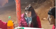 La publicidad de un carro de chori sanjuanino que se viralizó y recibió el guiño de una conocida marca de gaseosa