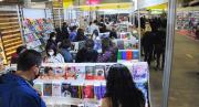 Denuncian cancelación unilateral de la Feria del Libro en Sucre y perjuicios por dinero invertido