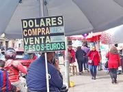 Dólar y otras divisas registran caídas en el mercado paralelo