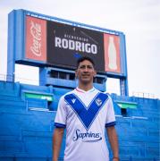 Con un emotivo mensaje, Rodrigo Aliendro se despidió de River y ya fue presentado en Vélez