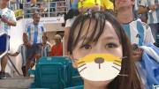 Una joven china busca en la Argentina al héroe que la defendió de hinchas colombianos en la final de la Copa América 2024