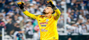 En Perú, Guillermo ‘Willy’ Viscarra es elogiado por haber contribuido a que Alianza Lima pase a octavos de la Sudamericana