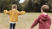 Ternura que traspasó la pantalla: la viral entrevista de dos niños que terminó con una confesión inesperada