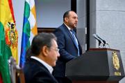 Gobierno asegura que anillos de seguridad y extranjeros armados escoltan a Evo Morales