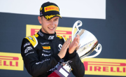 Fórmula 1: ¿Quién fue Anthoine Hubert, el piloto que Pierre Gasly homenajeó en el Gran Premio de Bélgica?