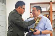 Fiscal General del Estado recibe reconocimiento de la policía de Pando