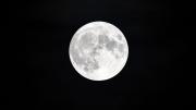 Cuándo hay Luna llena en agosto 2025 y por qué se la conoce como la “Luna del Esturión”