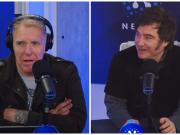 Javier Milei frenó una entrevista en vivo para firmar un decreto: “Y sí man, laburo de presidente”