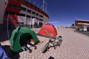 Bolivia-Brasil: aficionados acampan desde hace días por entradas