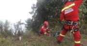 Muere una madre y sus cinco hijos quedan heridos tras el vuelco del auto en el que viajaban hacia los Yungas