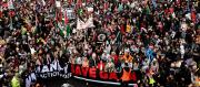 ASSANGE ENCABEZA MARCHA A FAVOR DE PALESTINA EN SÍDNEY