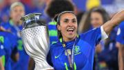 Marta, de la niña que jugaba sola en Dois Riachos a la máxima gloria mundial