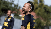 Neymar vuelve a brillar y deja una pista sobre su futuro: Me siento