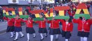 Fervor y civismo por el Día de la Patria, escolares pintaron Bolivia de rojo, amarillo y verde