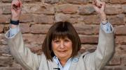 Inmobiliaria Bullrich: la ministra regaló viviendas construidas por Cristina Kirchner en Córdoba 