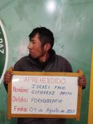 Aprehenden a sujeto por filmar partes íntimas de estudiantes que desfilaban en la Plaza Abaroa