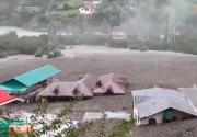 Emergencia en India: cuatro muertos y cien desaparecidos tras una avalancha de lodo
