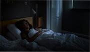 Un baño caliente no ayuda a descansar: por qué deberías dormir en una habitación fría