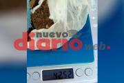 Nervioso al ver a policías, quiso huir y le hallaron 42 gramos de marihuana