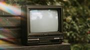 ¡No tires esa tele vieja! Podes convertirla en un objeto decorativo con esta técnica de reciclaje