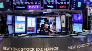 Big Tech impulsan repunte bursátil mientras Apple se dispara 4%
