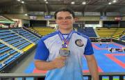 Hakim Ariza se alza con medalla de plata en Copa Simón Bolívar 2025 de karate