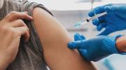 Salud anunció multas para hospitales y padres que incumplan el cronograma de vacunas