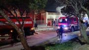 Rescatan a madre e hija durante incendio en avenida EE.UU.