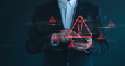 Advierten por cuentas bancarias vaciadas en segundos: ¿cómo funciona la nueva estafa virtual por mail?