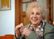 Estela de Carlotto repudió a Milei por el uso del Nunca Más: No tienen cerebro, tienen que copiar y ofender