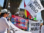 Elecciones en Bolivia: Evo Morales hace campaña por el voto nulo para frenar el avance de la derecha