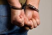 ENCARCELAN A UN HOMBRE EN LA PAZ QUE CAPTÓ A DOS ADOLESCENTES PARA RETENERLAS Y VEJARLAS