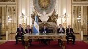 Javier Milei realizó anuncios económicos y aseguró: “Me van a tener que sacar con los pies para adelante”