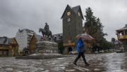 Los peores horarios de la lluvia este domingo en Neuquén y Río Negro: ¿El agua se queda todo el lunes?