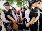 Caos en Londres: más de 450 detenidos en una protesta a favor de un grupo propalestino considerado terrorista