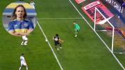 Cavani erró un gol insólito en La Bombonera y estallaron los memes en las redes sociales